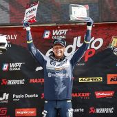 Es war ein Traumwochenende für Mikael Persson von Husqvarna Factory Racing, der bei der dritten Runde der FIM EnduroGP-Weltmeisterschaft in Italien an beiden Tagen den Sieg in der Enduro3-Klasse holte.
